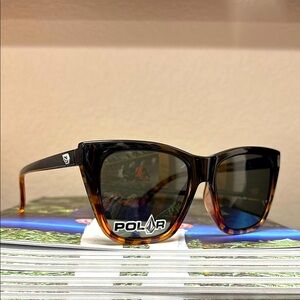 Volcom Looky Lou Polarized Sunglasses